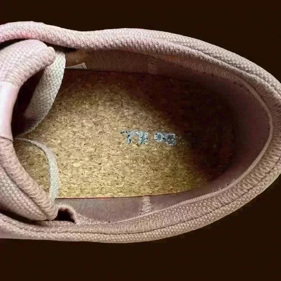 So ILL On the Roam by Jason Momoa M 8 WMN's 9.5 Dirty Pink Wino Athletic Sneaker - Picture 10 of 11